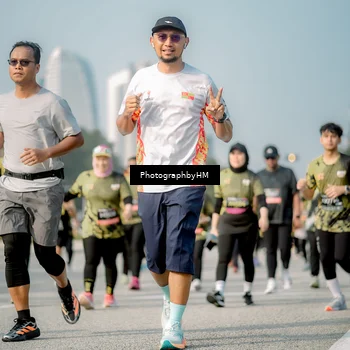 Runner Photo 6718311
