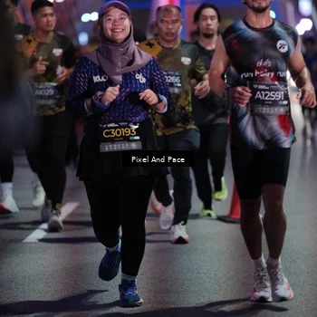 Runner Photo 6718359