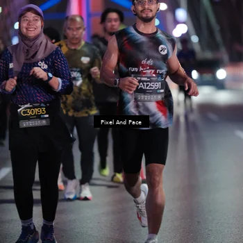 Runner Photo 6718362