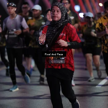 Runner Photo 6718424