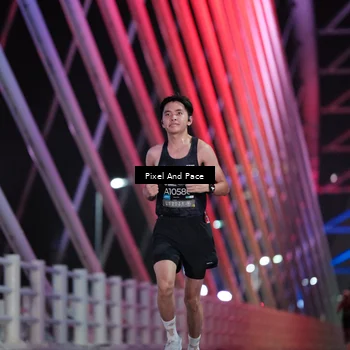 Runner Photo 6718456