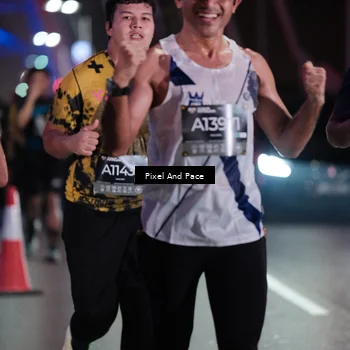 Runner Photo 6718471