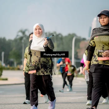 Runner Photo 6718572