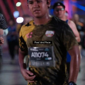 Runner Photo 6718806