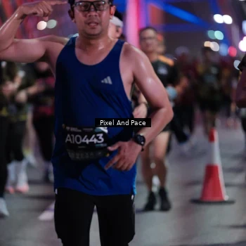 Runner Photo 6718810