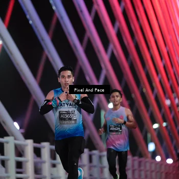 Runner Photo 6718919