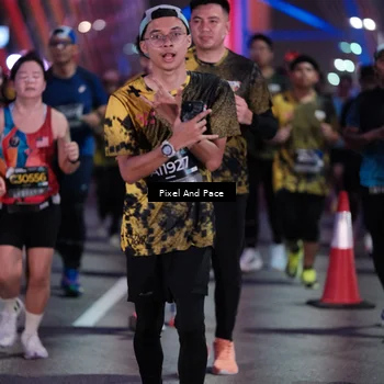 Runner Photo 6718925