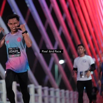 Runner Photo 6719140