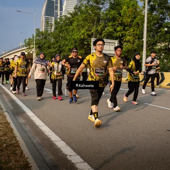 Runner Photo 6719322