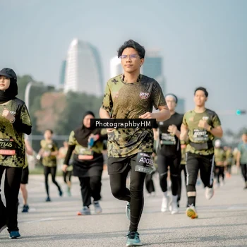 Runner Photo 6719377