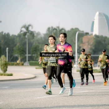 Runner Photo 6719449