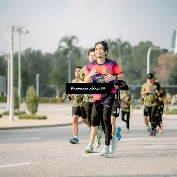 Runner Photo 6719464