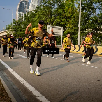 Runner Photo 6719474