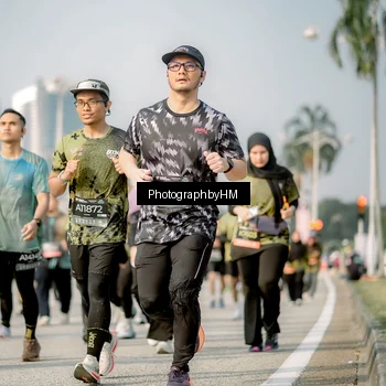 Runner Photo 6719478