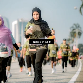 Runner Photo 6719510