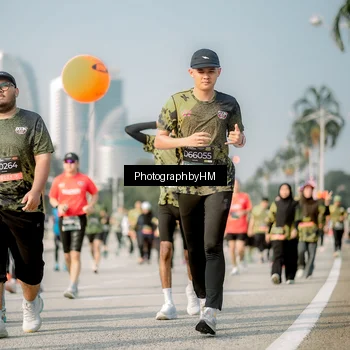 Runner Photo 6719533