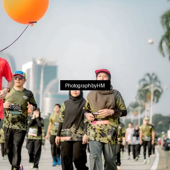 Runner Photo 6719572