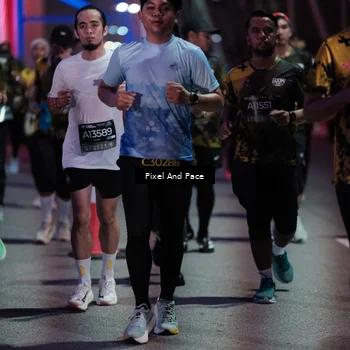 Runner Photo 6719591
