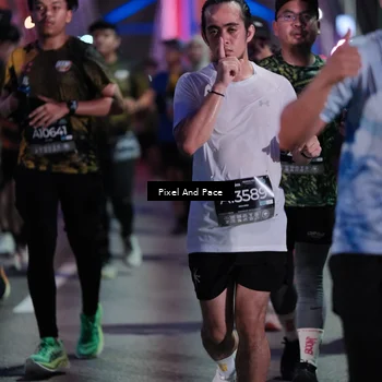Runner Photo 6719618