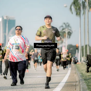 Runner Photo 6719705