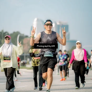 Runner Photo 6719750