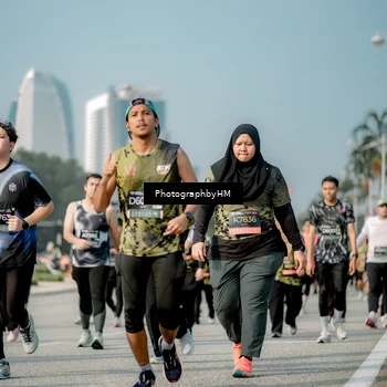 Runner Photo 6720001