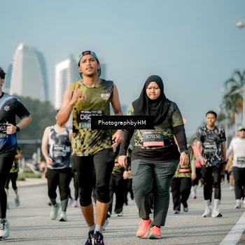 Runner Photo 6720002