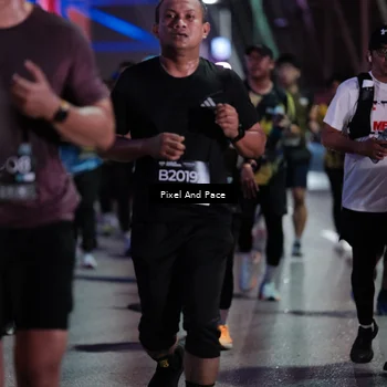 Runner Photo 6720013