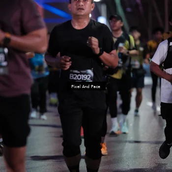 Runner Photo 6720018
