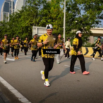 Runner Photo 6720135