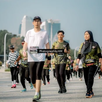 Runner Photo 6720196