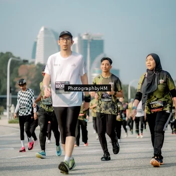 Runner Photo 6720203