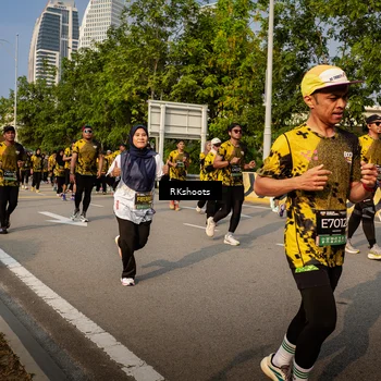 Runner Photo 6720230