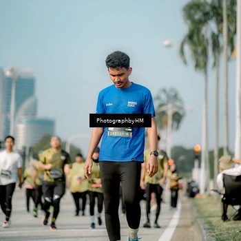 Runner Photo 6720259