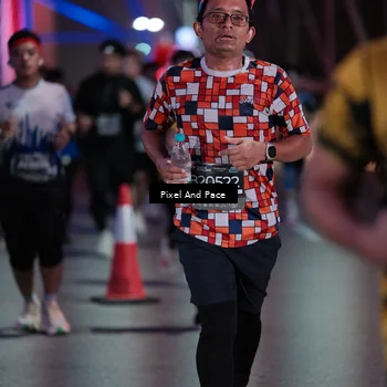 Runner Photo 6720291