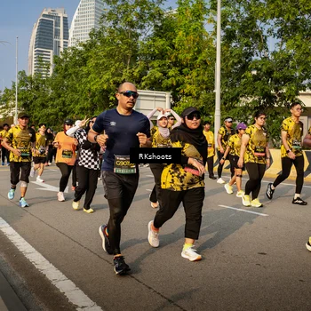 Runner Photo 6720302