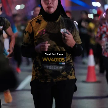 Runner Photo 6720304