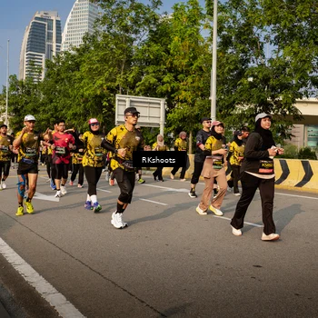 Runner Photo 6720325