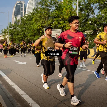 Runner Photo 6720349