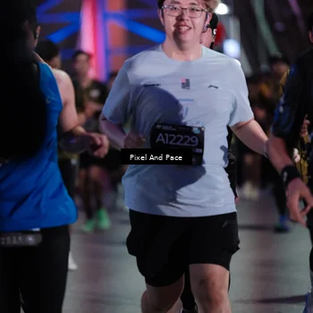 Runner Photo 6720388