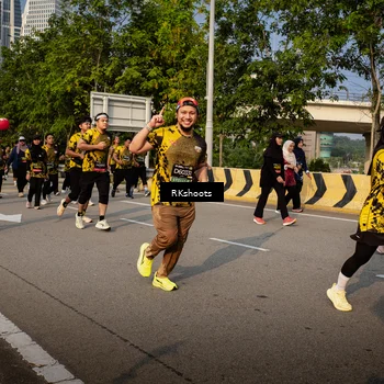Runner Photo 6720403