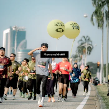 Runner Photo 6720448