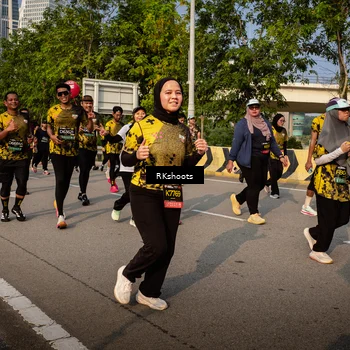 Runner Photo 6720449