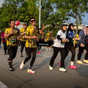 Runner Photo 6720454