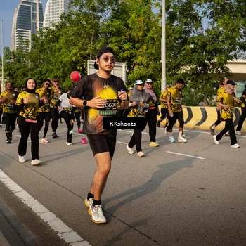 Runner Photo 6720459