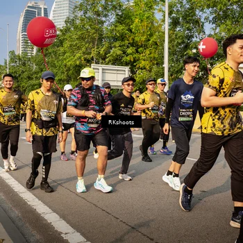 Runner Photo 6720502