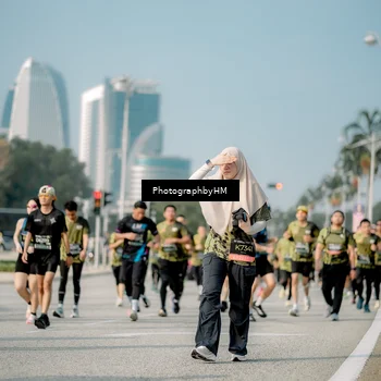 Runner Photo 6720550