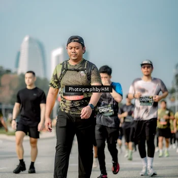 Runner Photo 6720615