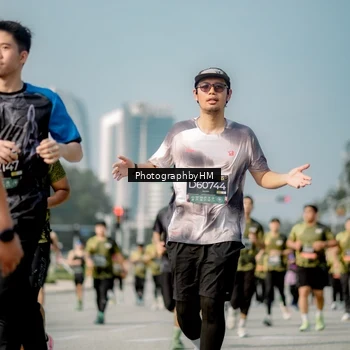 Runner Photo 6720629