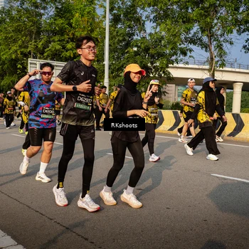 Runner Photo 6720677